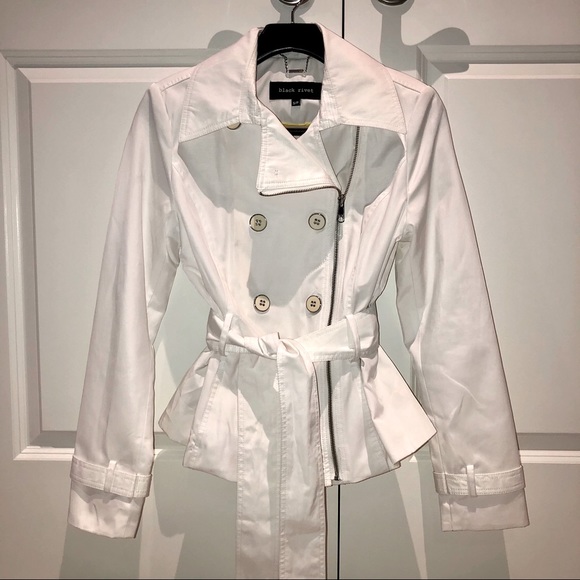 White Chic Utility Jacket - Picture 1 of 1